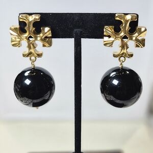 Georgeous Gold and Black Drop Earrings